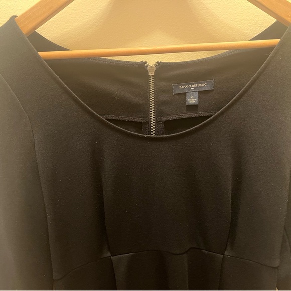 Banana Republic 3/4 sleeve little black mini dress size 12 - Picture 3 of 4